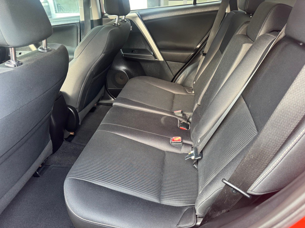 2015 Toyota Rav4 Image 10