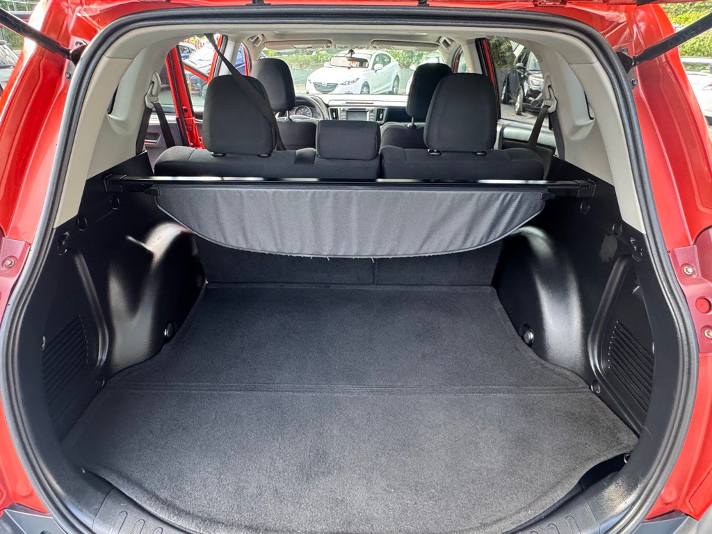 2015 Toyota Rav4 Image 13