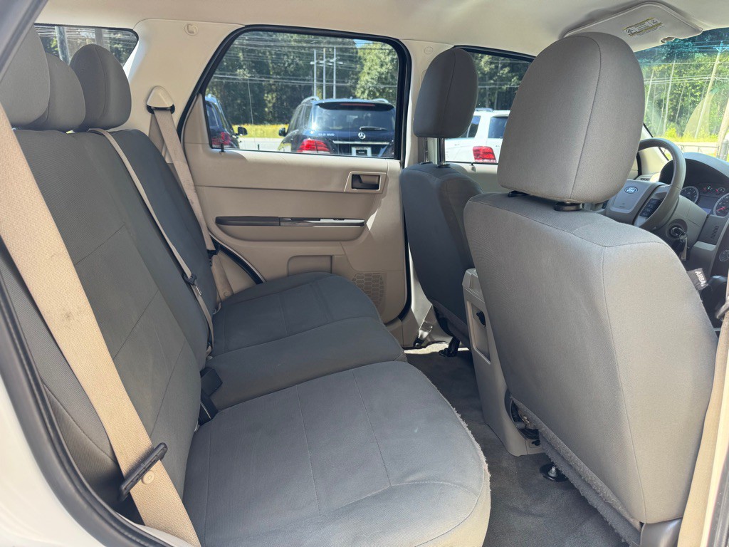 2012 Ford Escape Image 11