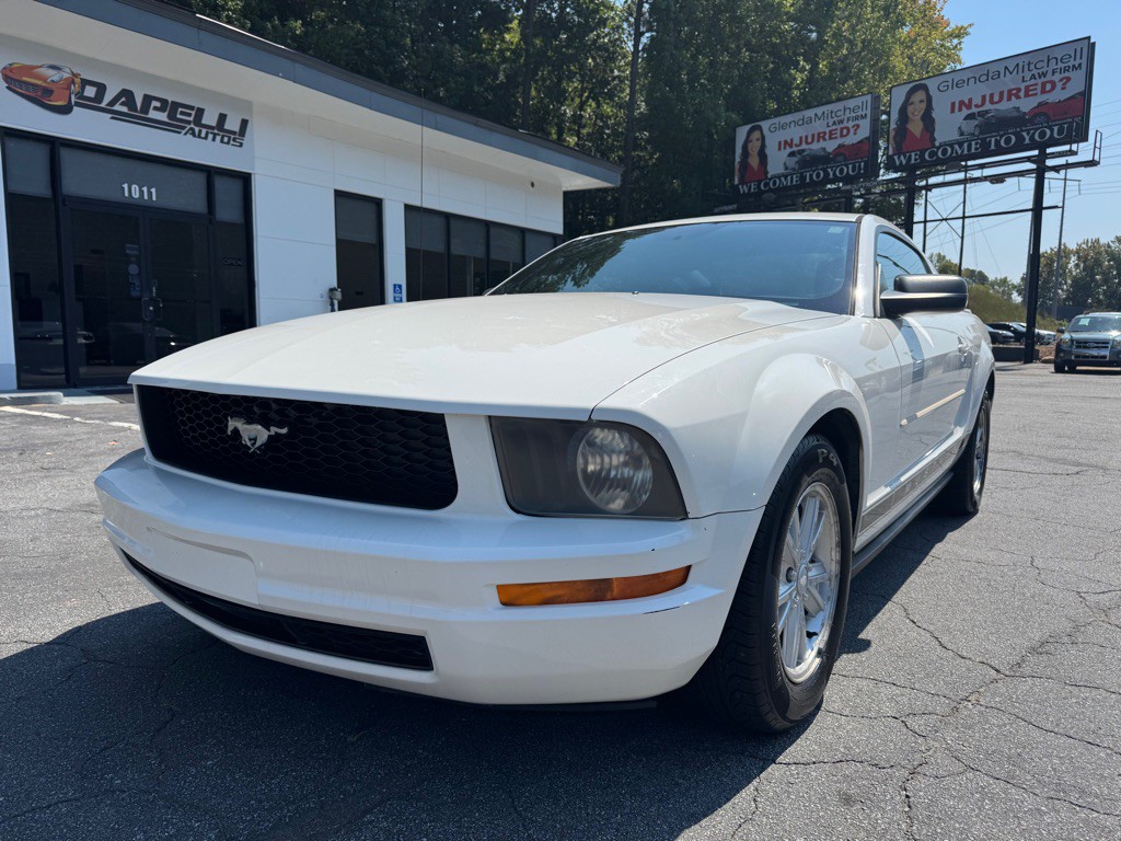 2008 Ford Mustang Image 1