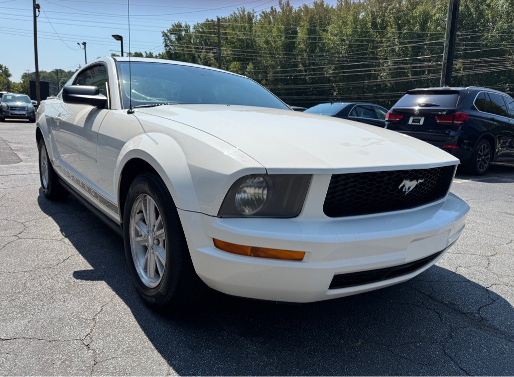 2008 Ford Mustang Image 4
