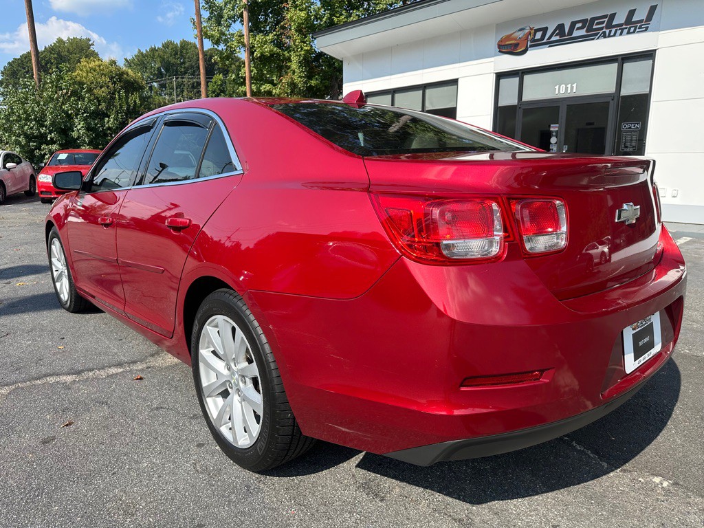 2013 Chevrolet Malibu Image 3