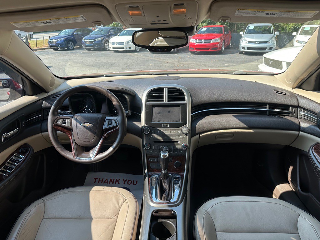 2013 Chevrolet Malibu Image 8