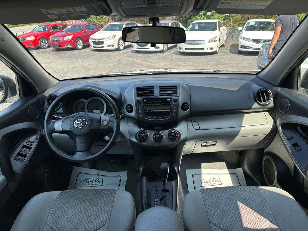 2011 Toyota Rav4 Image 8