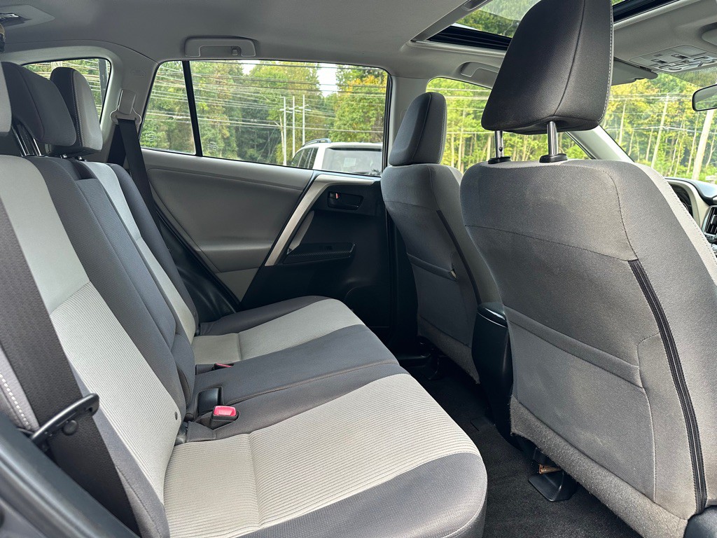 2013 Toyota Rav4 Image 11