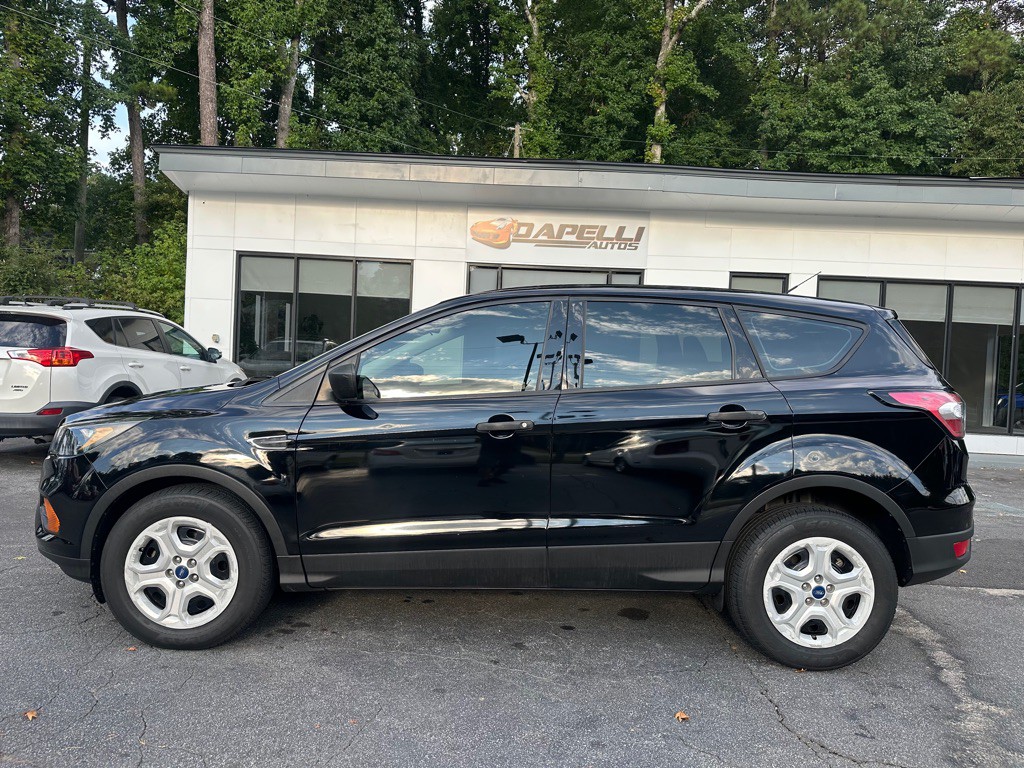 2018 Ford Escape Image 2