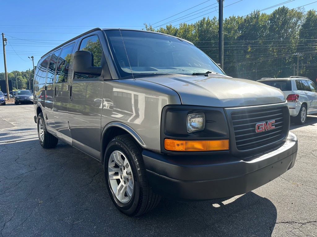 2013 GMC Savana Image 4