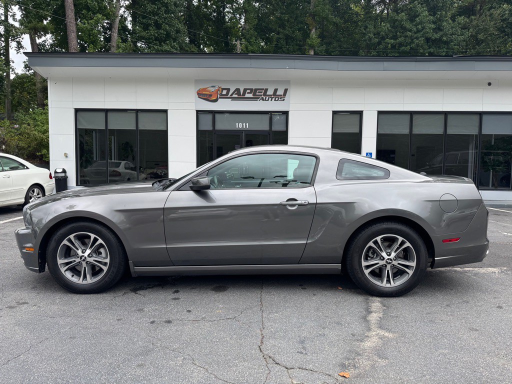 2014 Ford Mustang Image 2