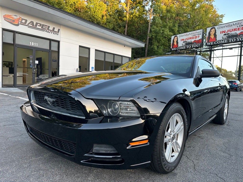 2013 Ford Mustang Image 1