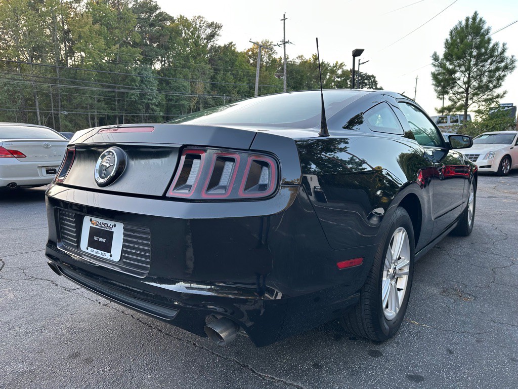 2013 Ford Mustang Image 6