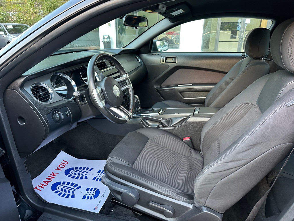 2013 Ford Mustang Image 7