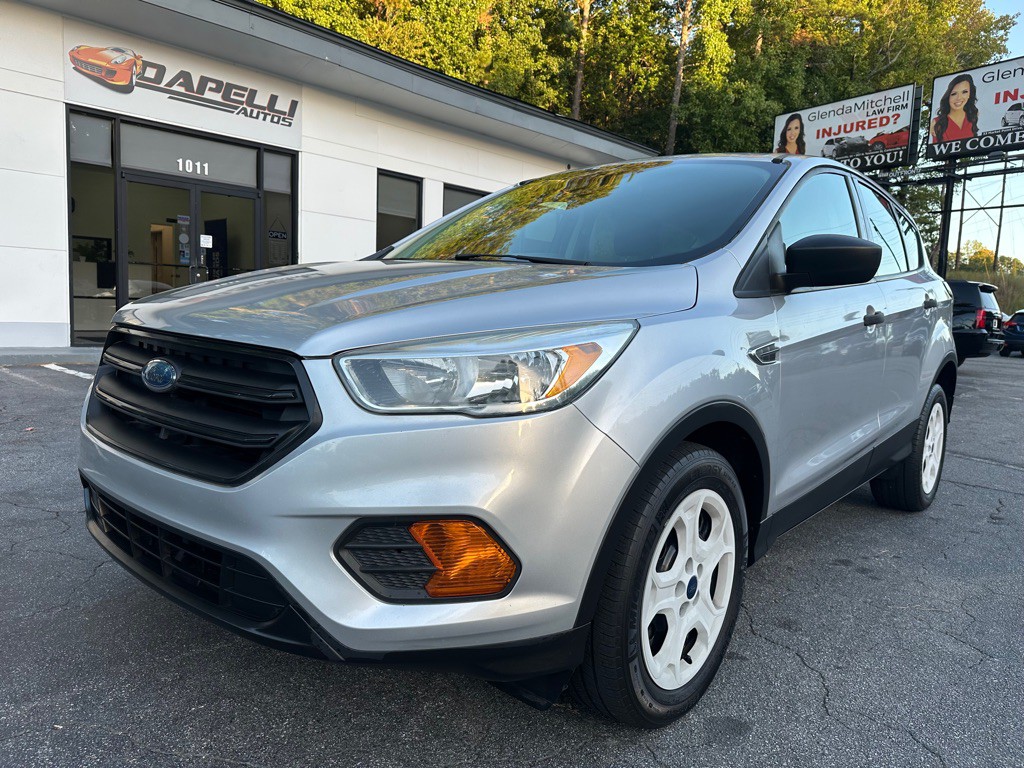 2017 Ford Escape Image 1
