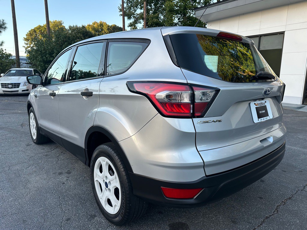 2017 Ford Escape Image 3