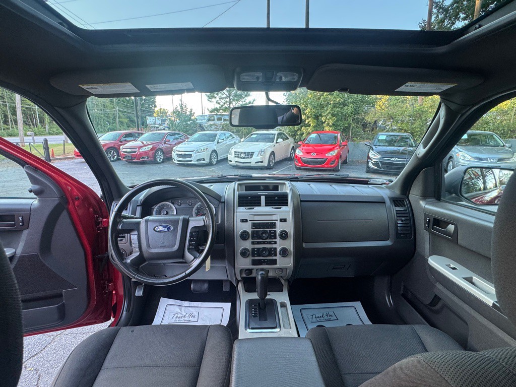 2010 Ford Escape Image 8