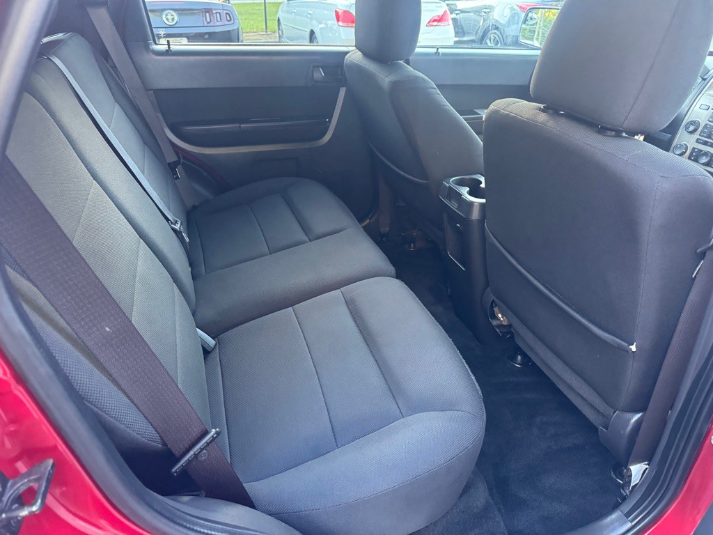 2010 Ford Escape Image 10