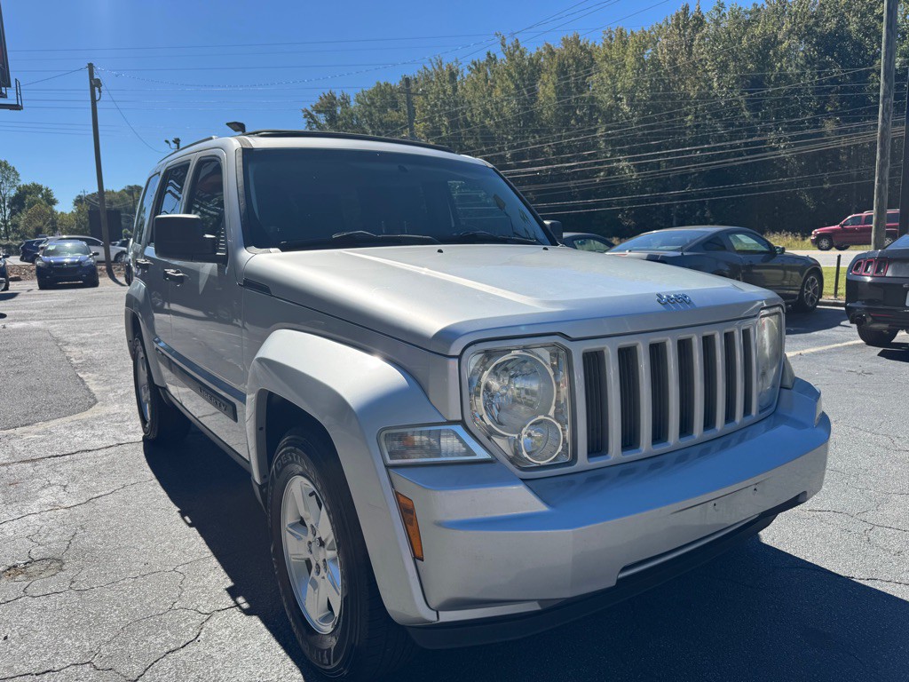 2010 Jeep Liberty Image 4