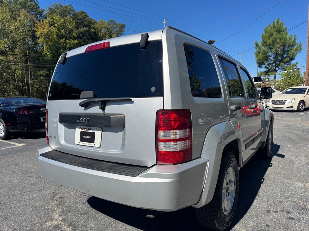 2010 Jeep Liberty Image 6