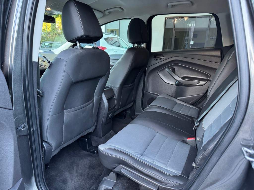 2017 Ford Escape Image 10