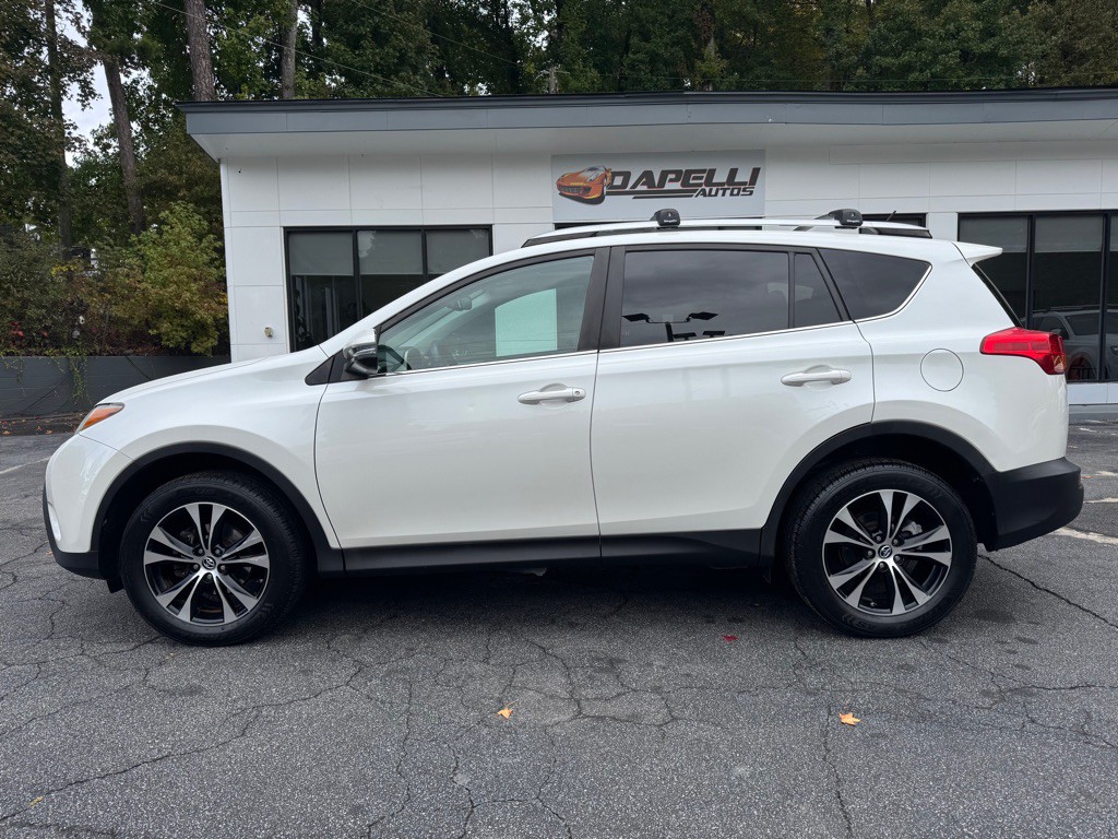 2015 Toyota Rav4 Image 2