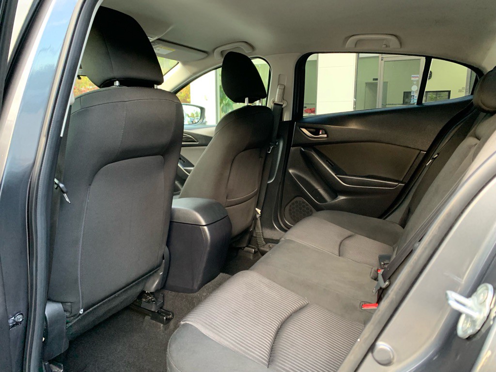 2015 Mazda Mazda3 Image 11
