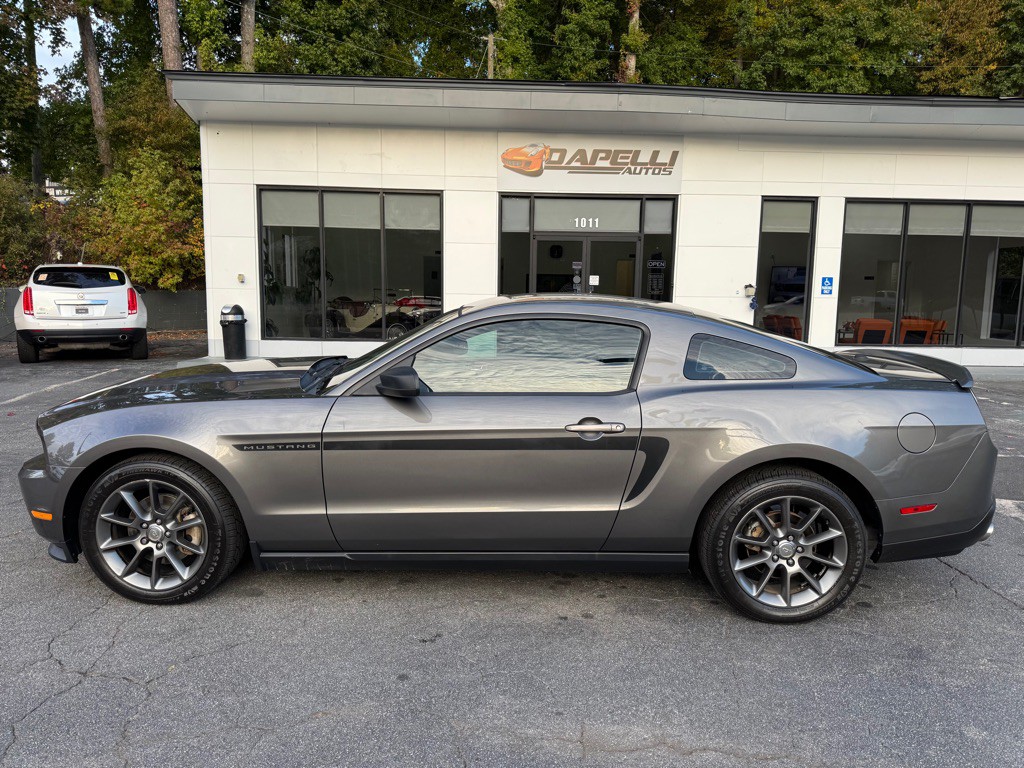 2011 Ford Mustang Image 5