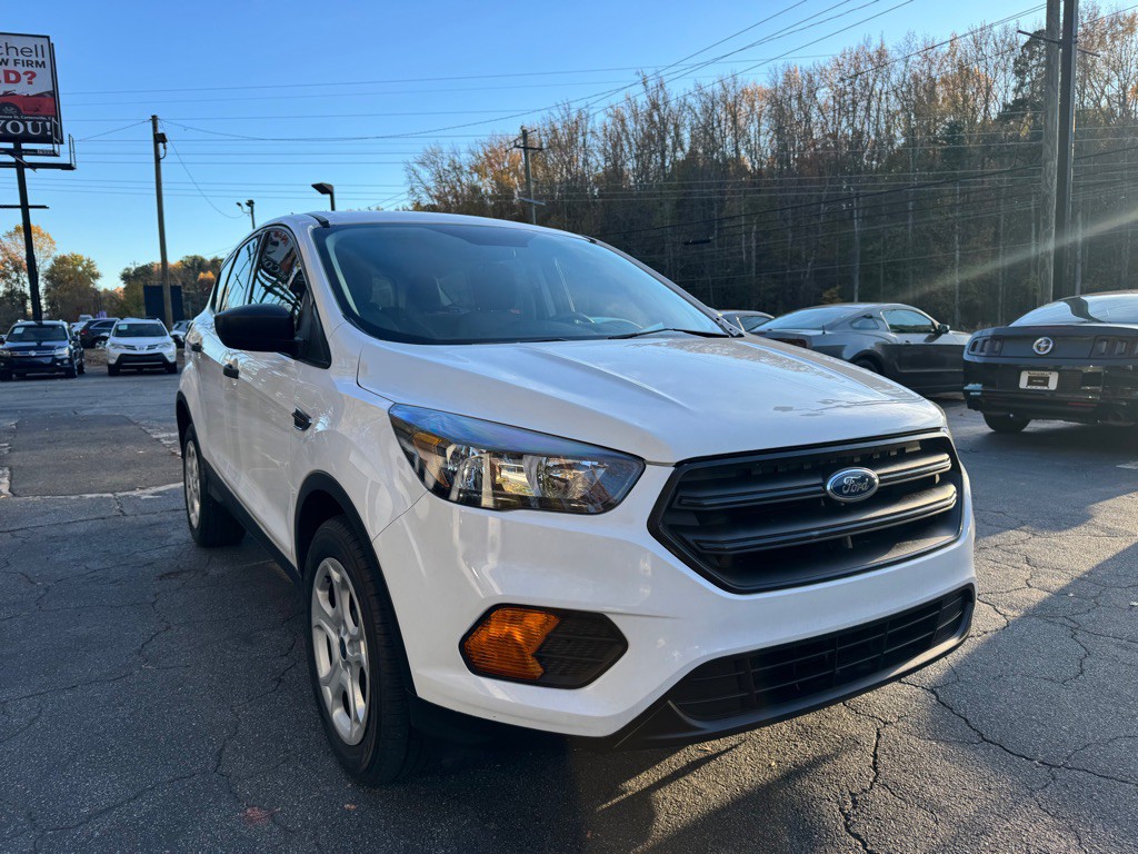 2019 Ford Escape Image 4