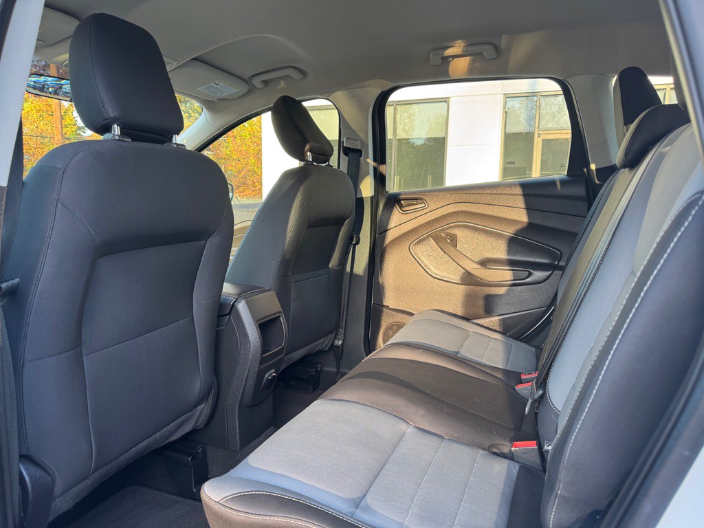 2019 Ford Escape Image 10