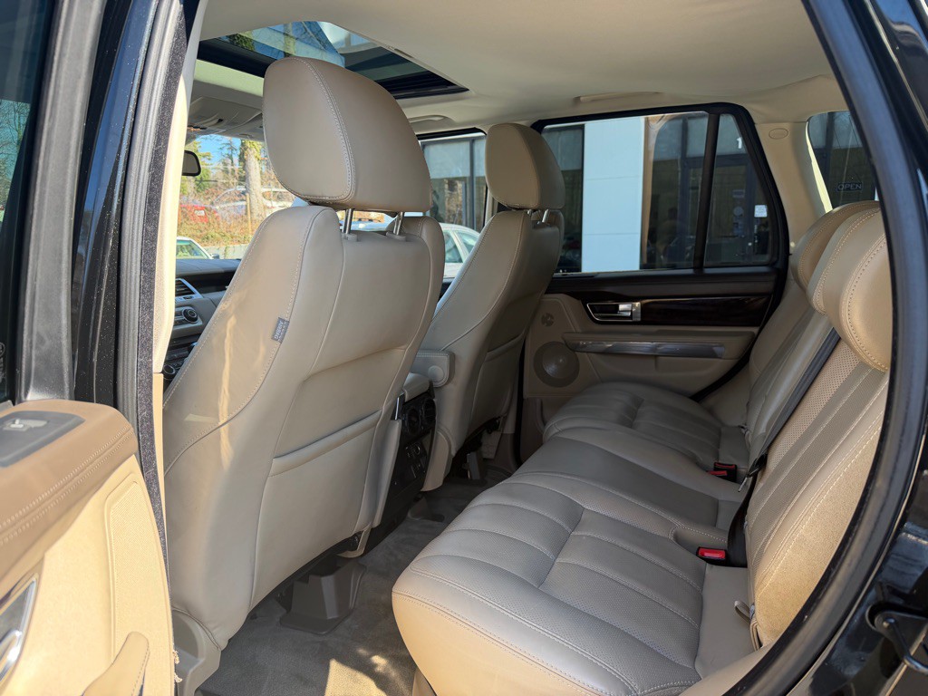2011 Land Rover Range Rover Sport Image 10