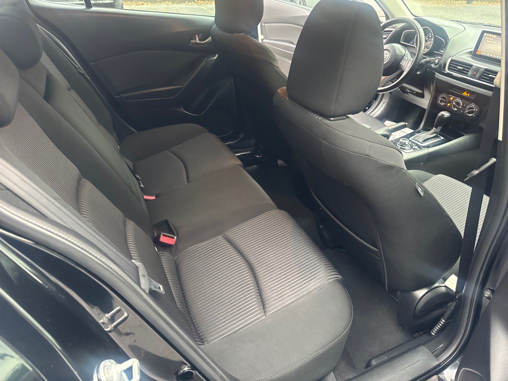 2015 Mazda Mazda3 Image 11
