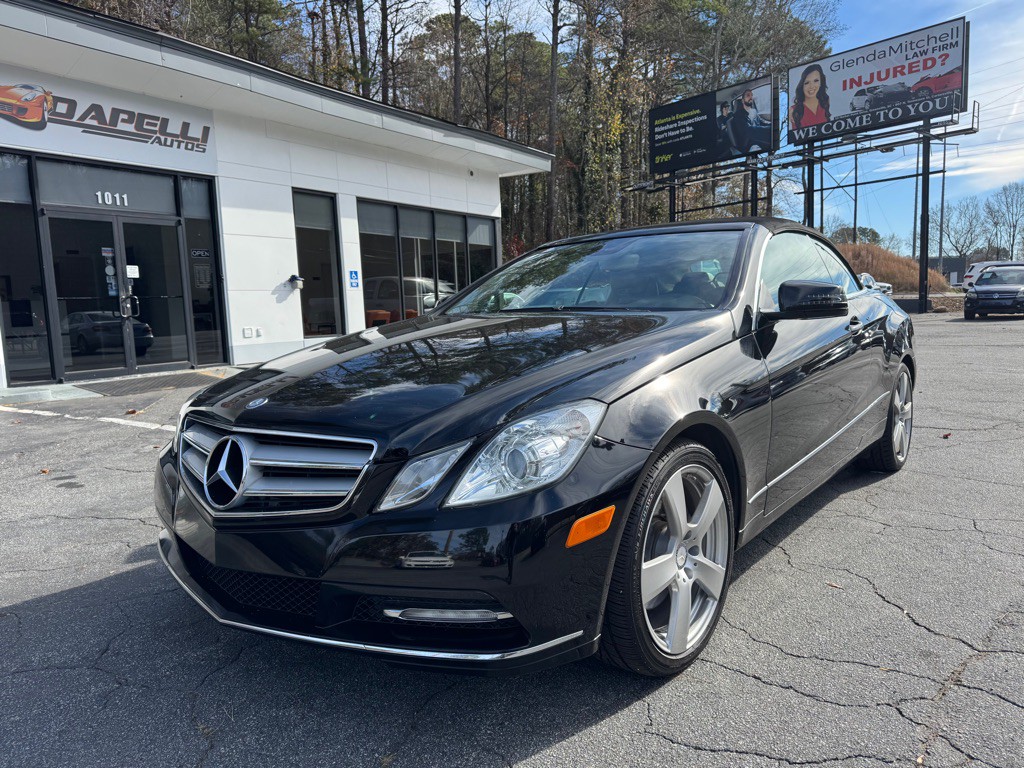 2013 Mercedes-Benz E-Class Image 1