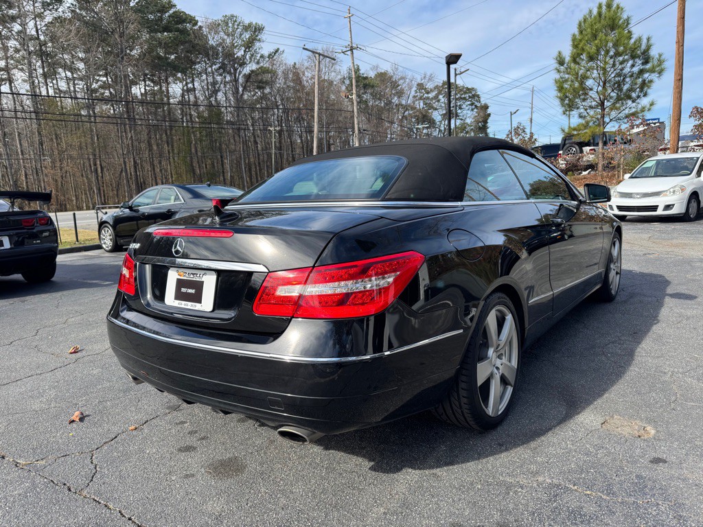 2013 Mercedes-Benz E-Class Image 6