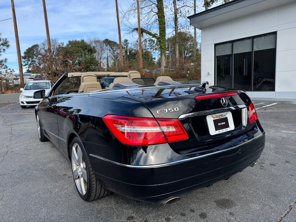 2013 Mercedes-Benz E-Class Image 9