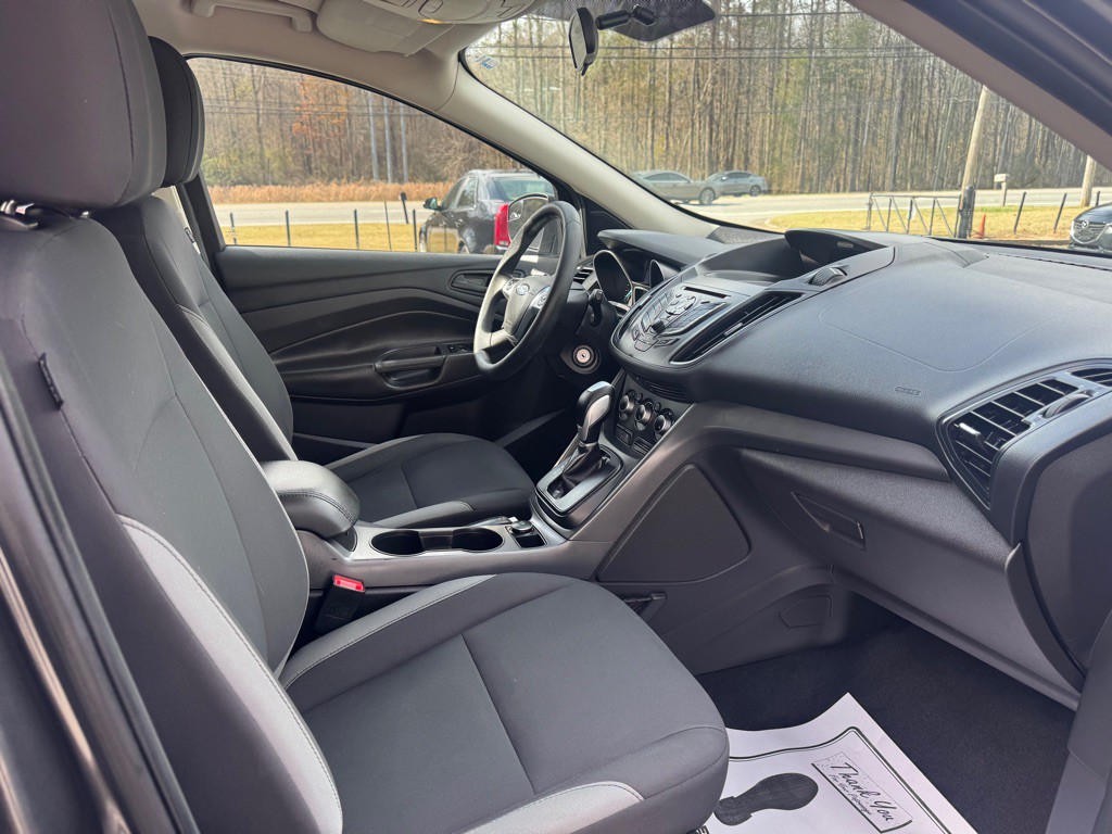 2015 Ford Escape Image 9