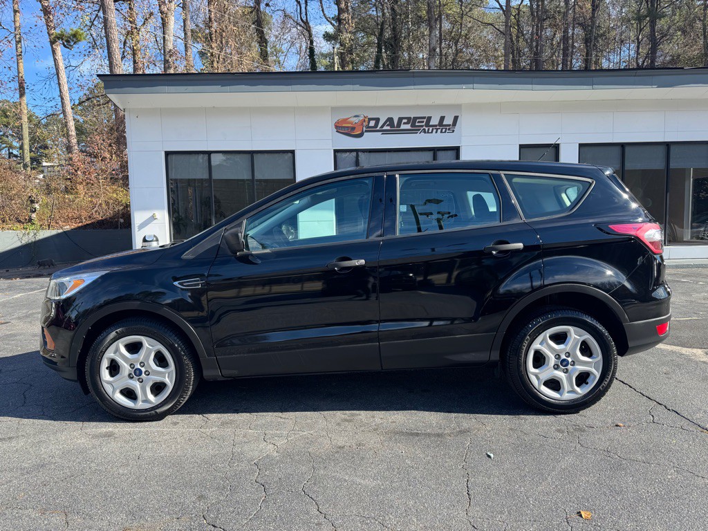 2017 Ford Escape Image 2