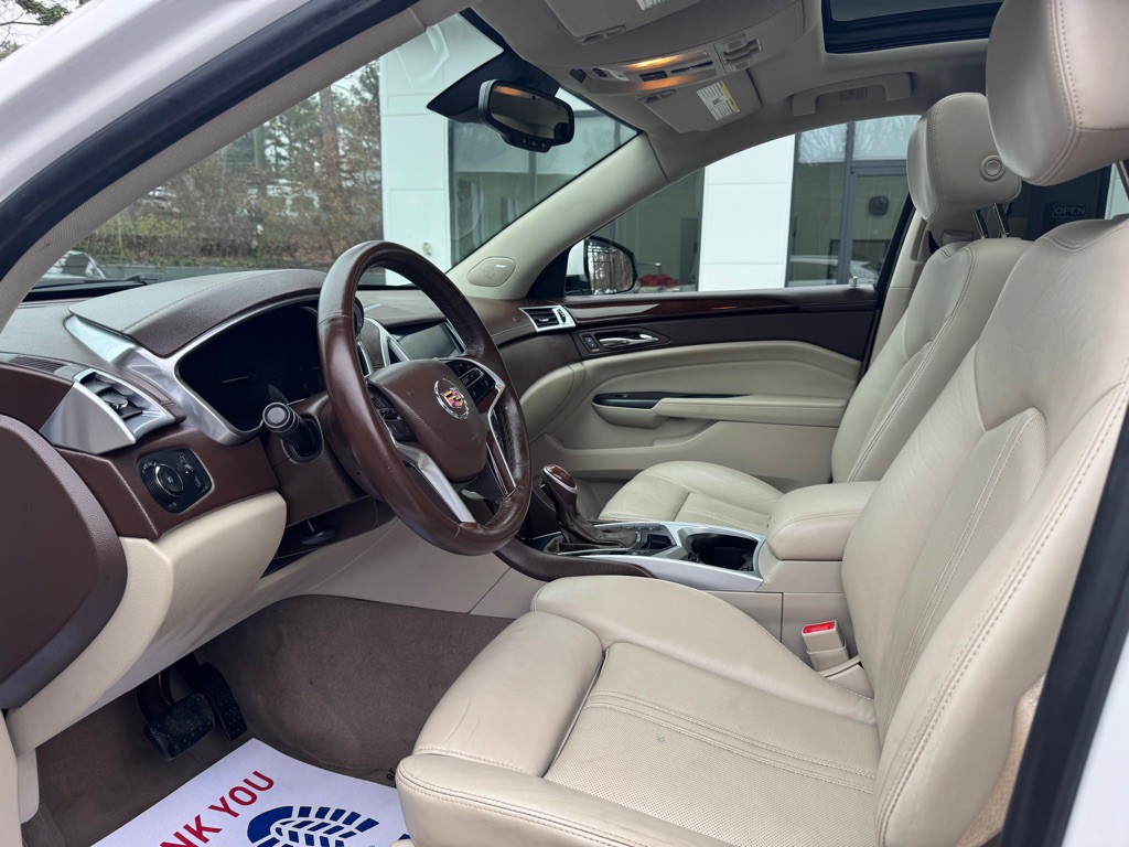 2015 Cadillac SRX Image 8