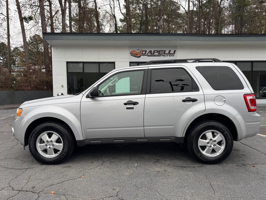 2011 Ford Escape Image 2