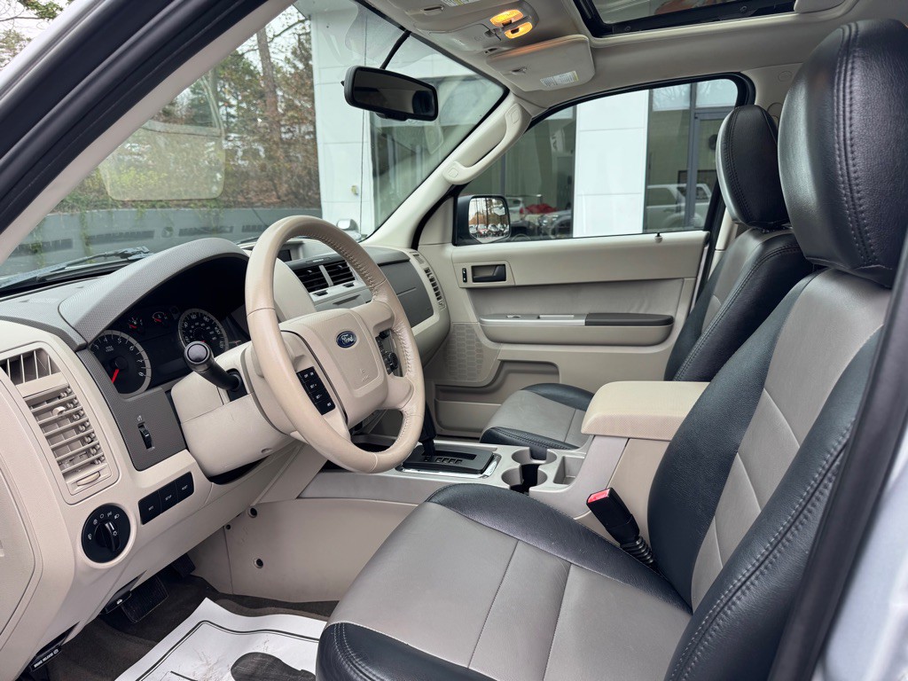 2011 Ford Escape Image 7