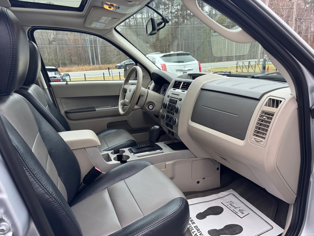 2011 Ford Escape Image 9