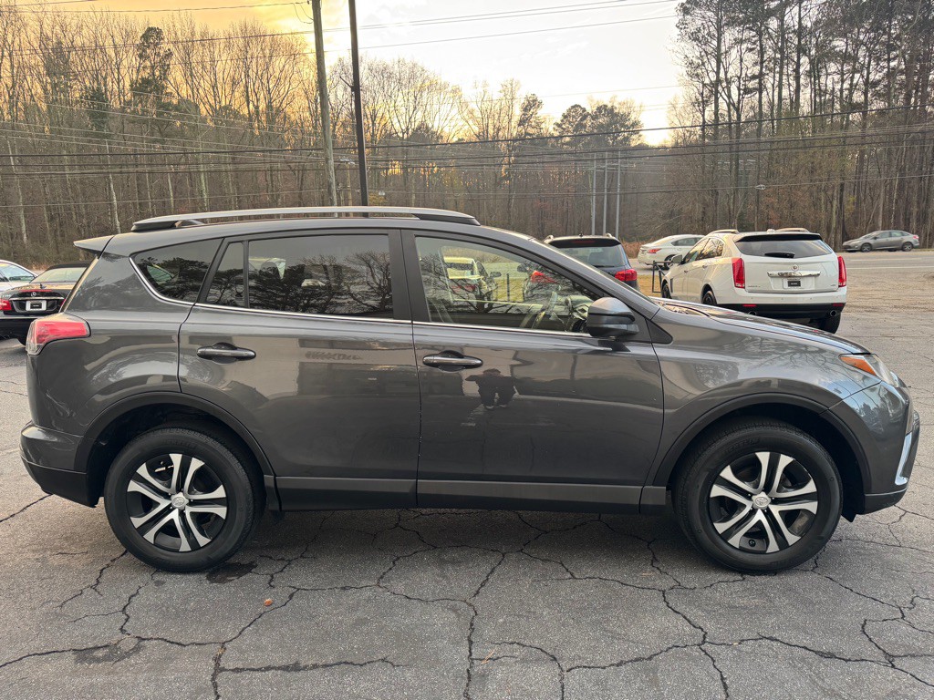 2018 Toyota Rav4 Image 5