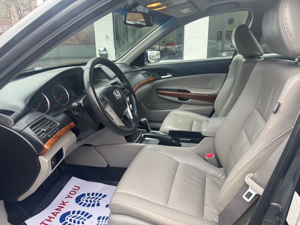 2012 Honda Accord Image 7
