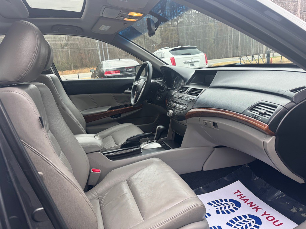 2012 Honda Accord Image 8