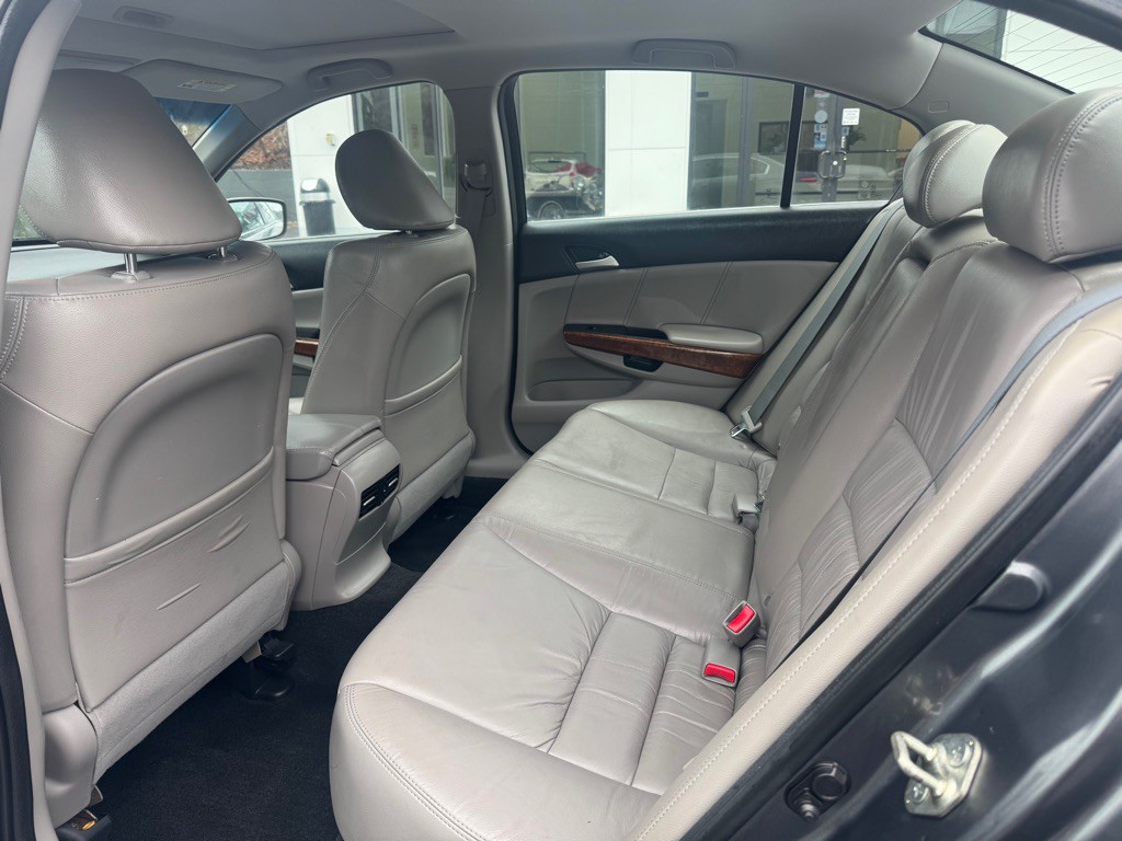 2012 Honda Accord Image 10