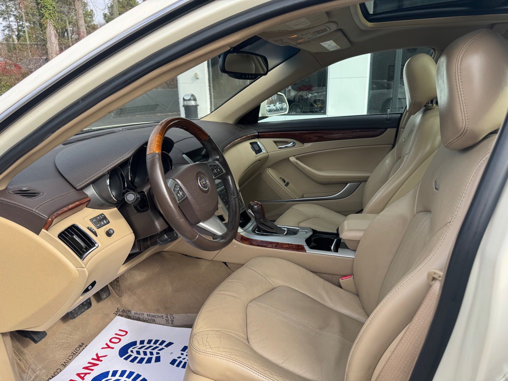 2010 Cadillac CTS Image 7