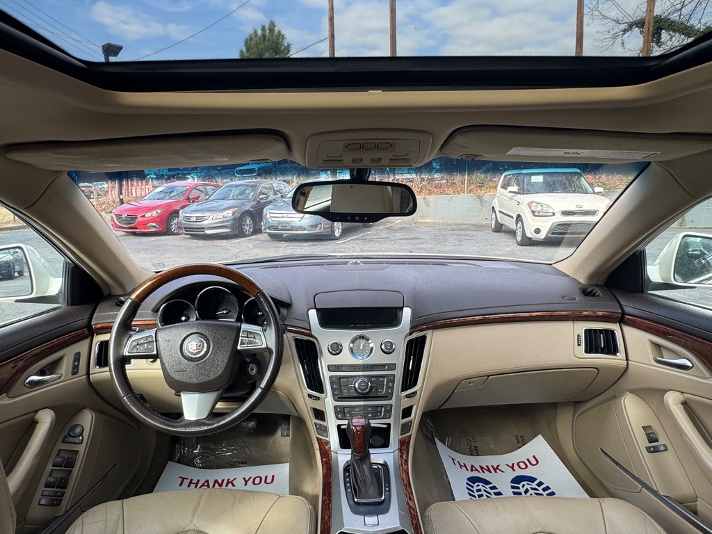 2010 Cadillac CTS Image 8