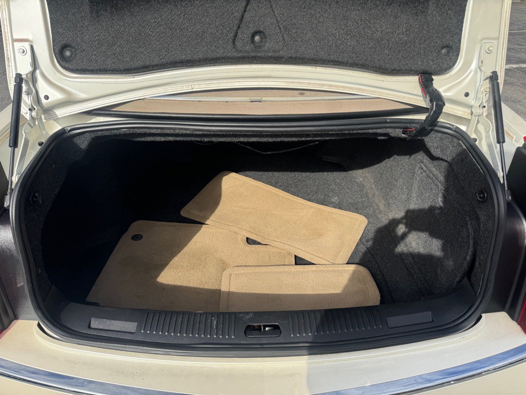 2010 Cadillac CTS Image 13