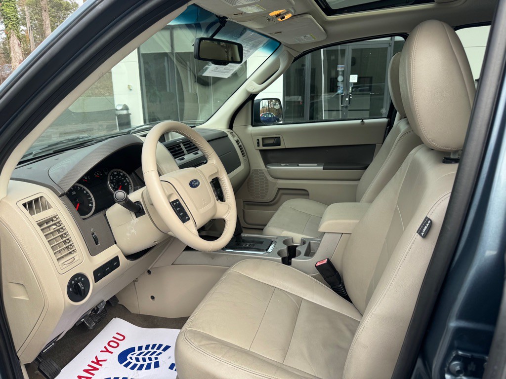 2010 Ford Escape Image 7