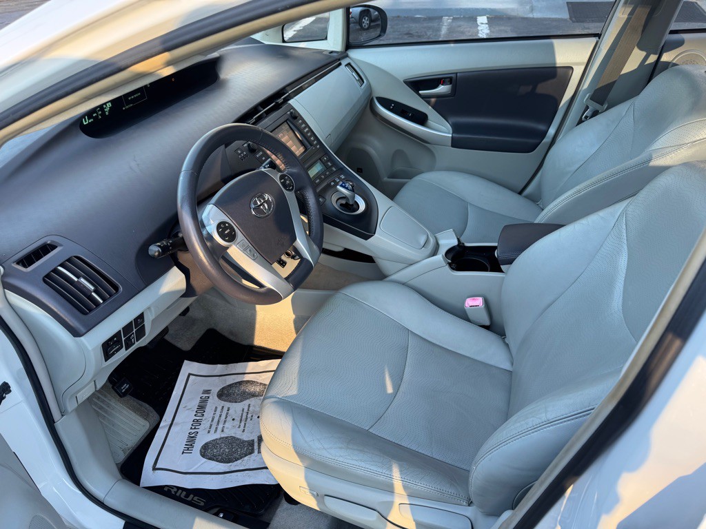 2010 Toyota Prius Image 7