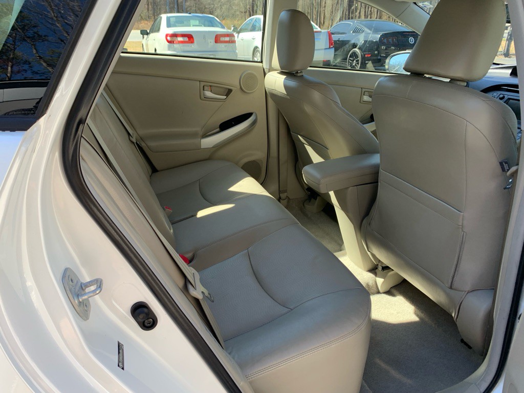 2010 Toyota Prius Image 22