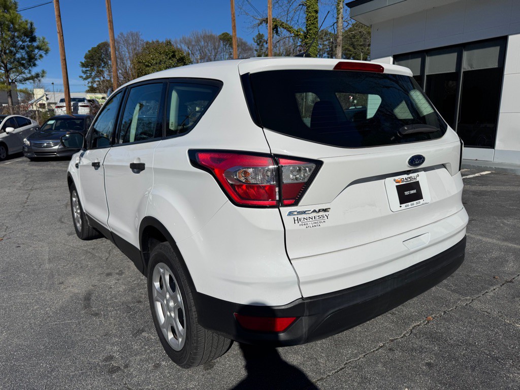 2017 Ford Escape Image 3