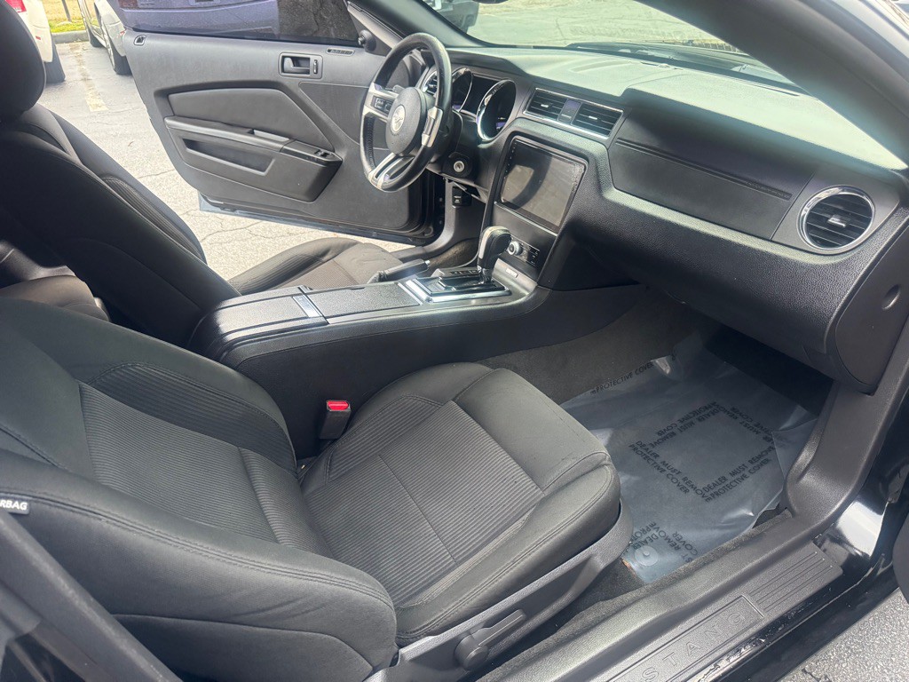 2014 Ford Mustang Image 8